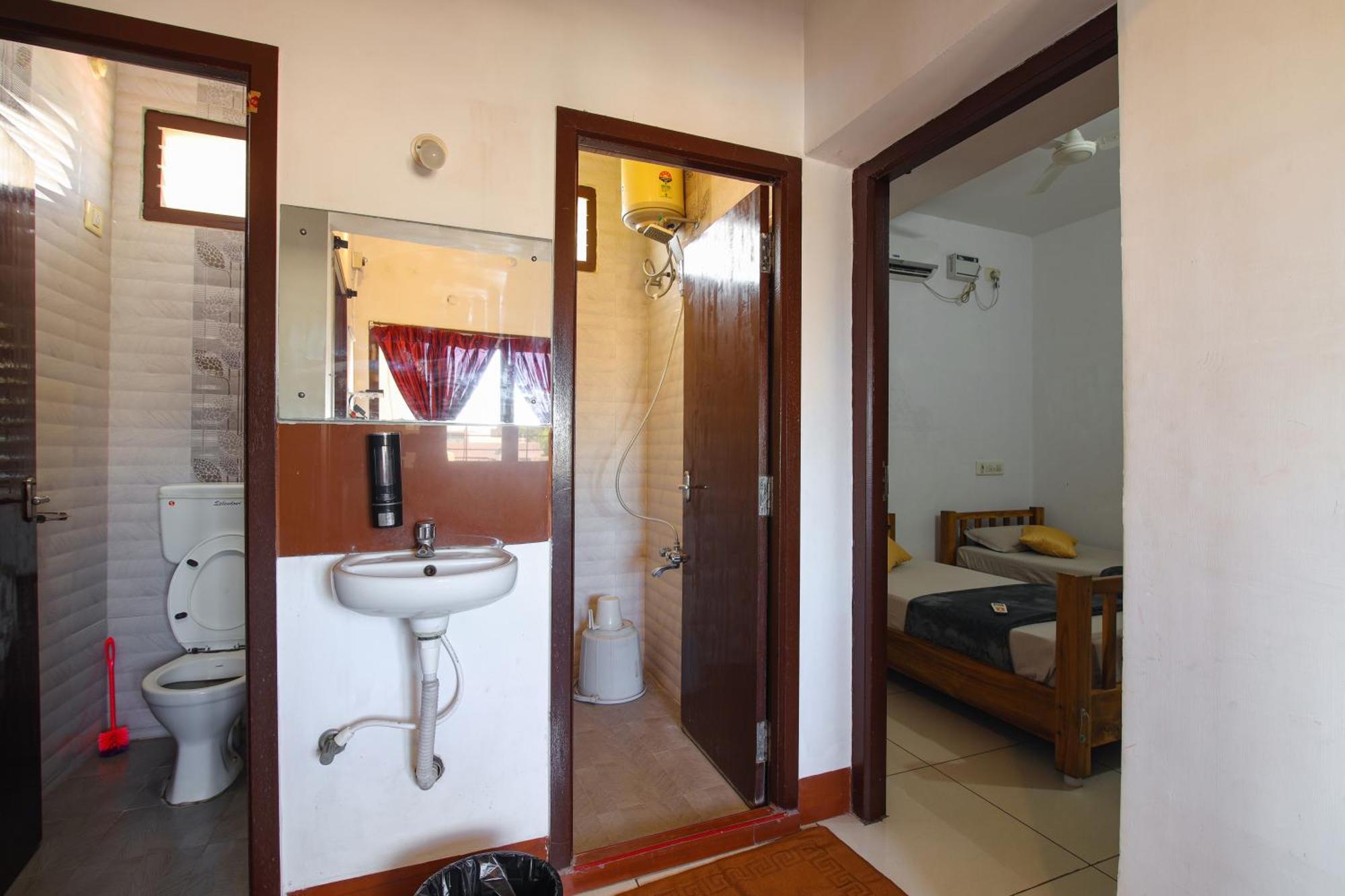 Hotel Manora Residency à Pondichéry Extérieur photo
