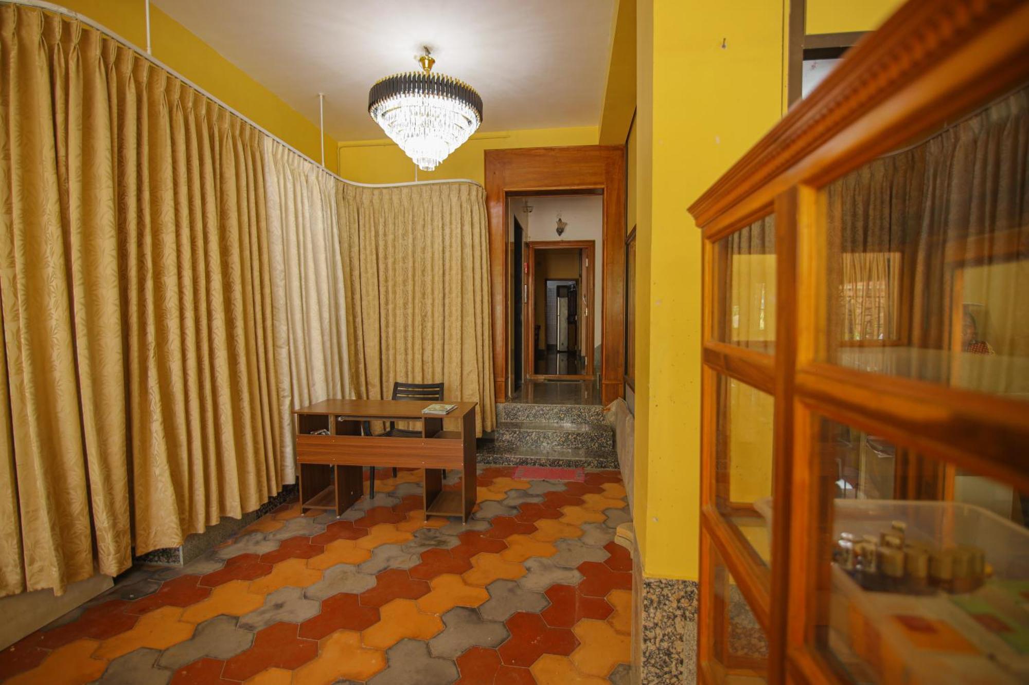 Hotel Manora Residency à Pondichéry Extérieur photo